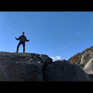 Meet your Posher, Connor